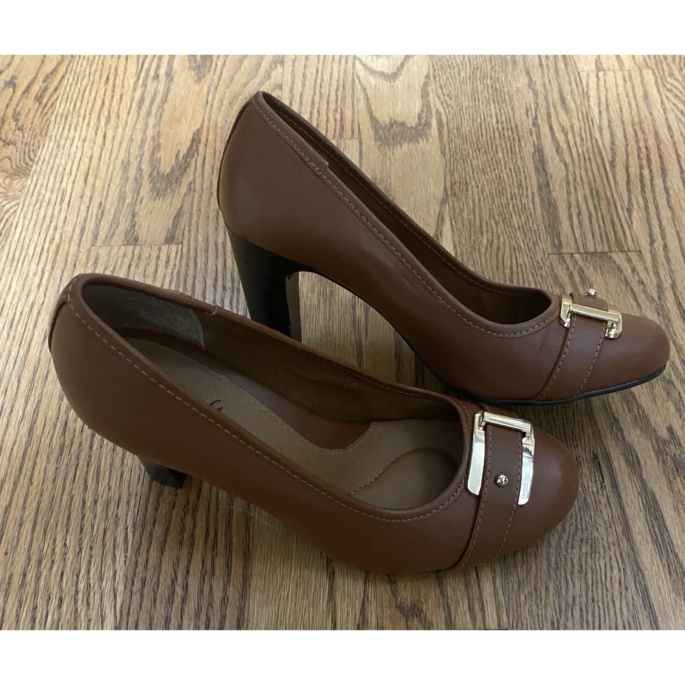EuroSoft Leather Women's Size 6 M Brown Camel Pumps High Heel